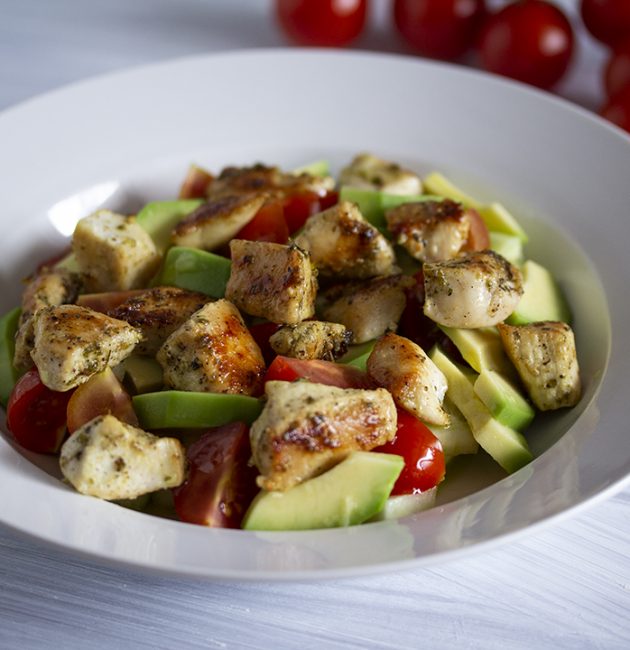 Pileća salata