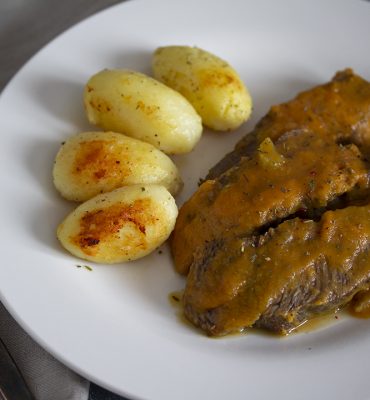 Juneći but u umaku od povrća