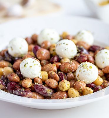 Salata s grahom i slanutakom
