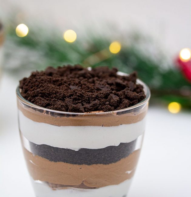 Čokoladni oreo parfait
