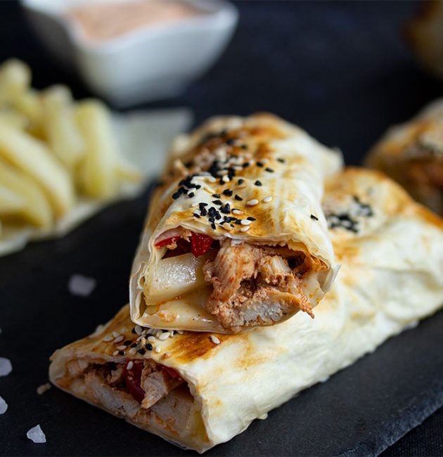 Rolnice s piletinom i pomfritom