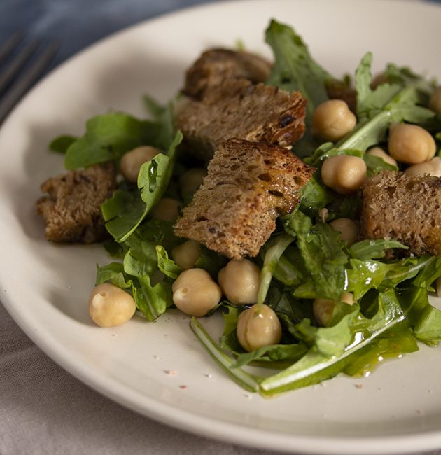 Salata sa slanutkom