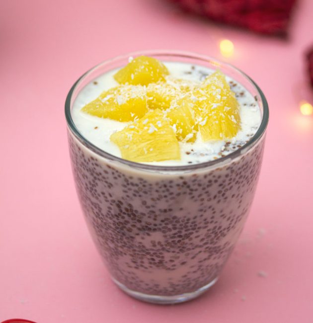 Chia puding s ananasom