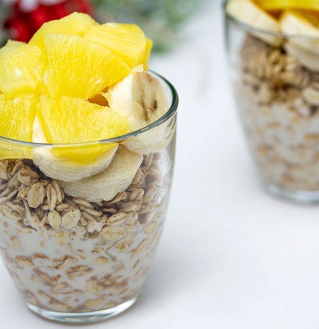 Zobene pahuljice s ananasom i bananom