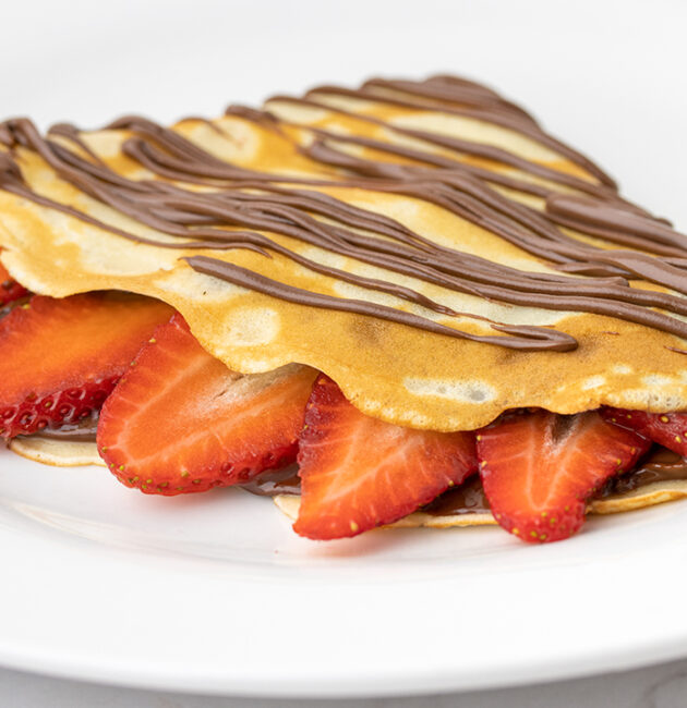 Palačinke s nutellom i jagodama recept