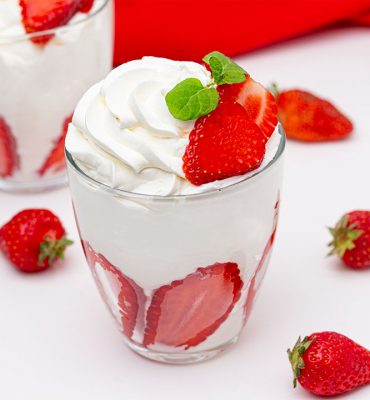 Desert u čaši - jagode i mascarpone