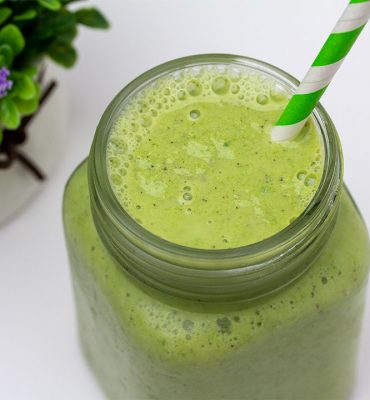 Smoothie avokado, kivi, špinat