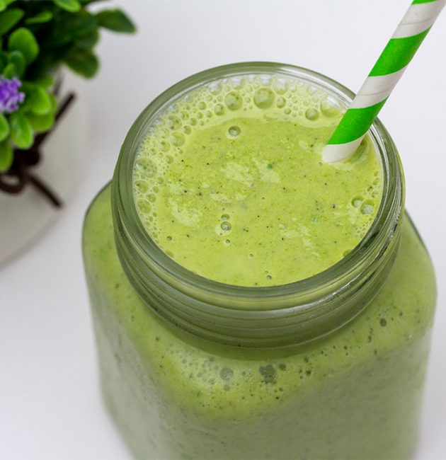 Smoothie avokado, kivi, špinat