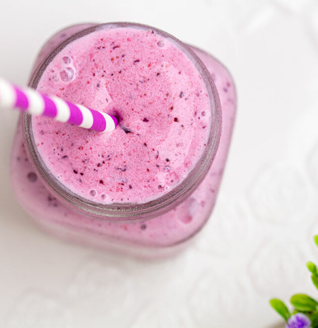 Smoothie jagode i borovnice