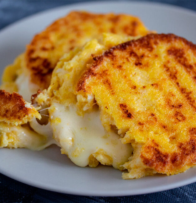 Palenta sa šunkom i mozzarellom recept