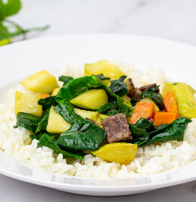 Riža s povrćem i suhim mesom recept