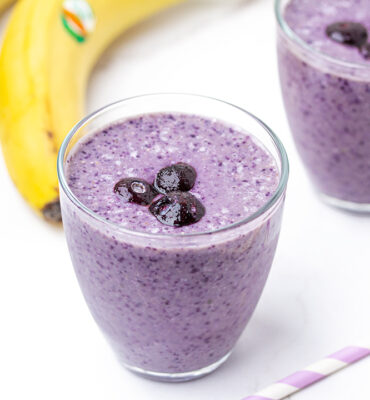 Smoothie - borovnica, zobene pahuljice, bademovo mlijeko