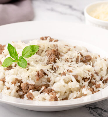 Riža sa mljevenim mesom i parmezanom recept