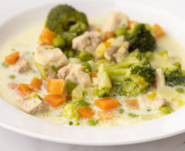 Pileća supa s mrkvom i brokulama recept