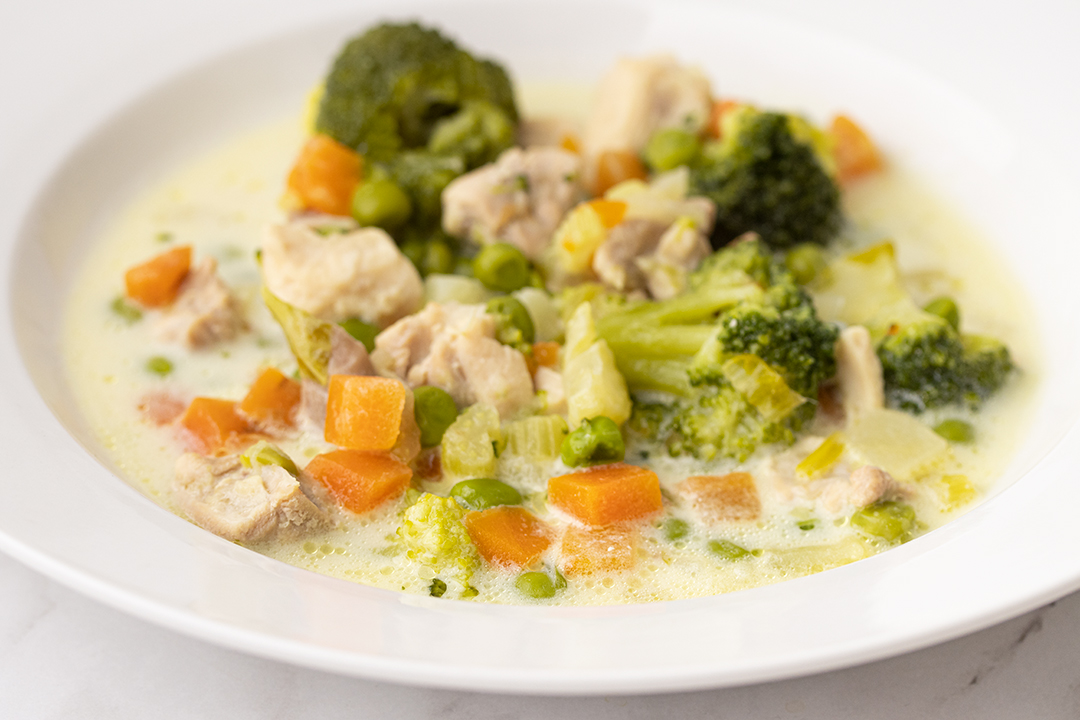 Pileća supa s mrkvom i brokulama recept
