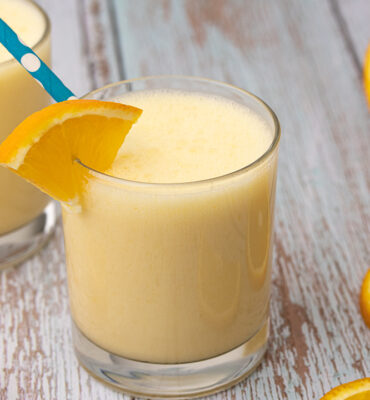 Smoothie narnadža i grčki jogurt recept