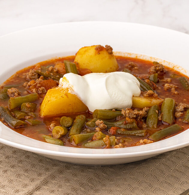 Zelene mahune s krompirom i mljevenim mesom recept