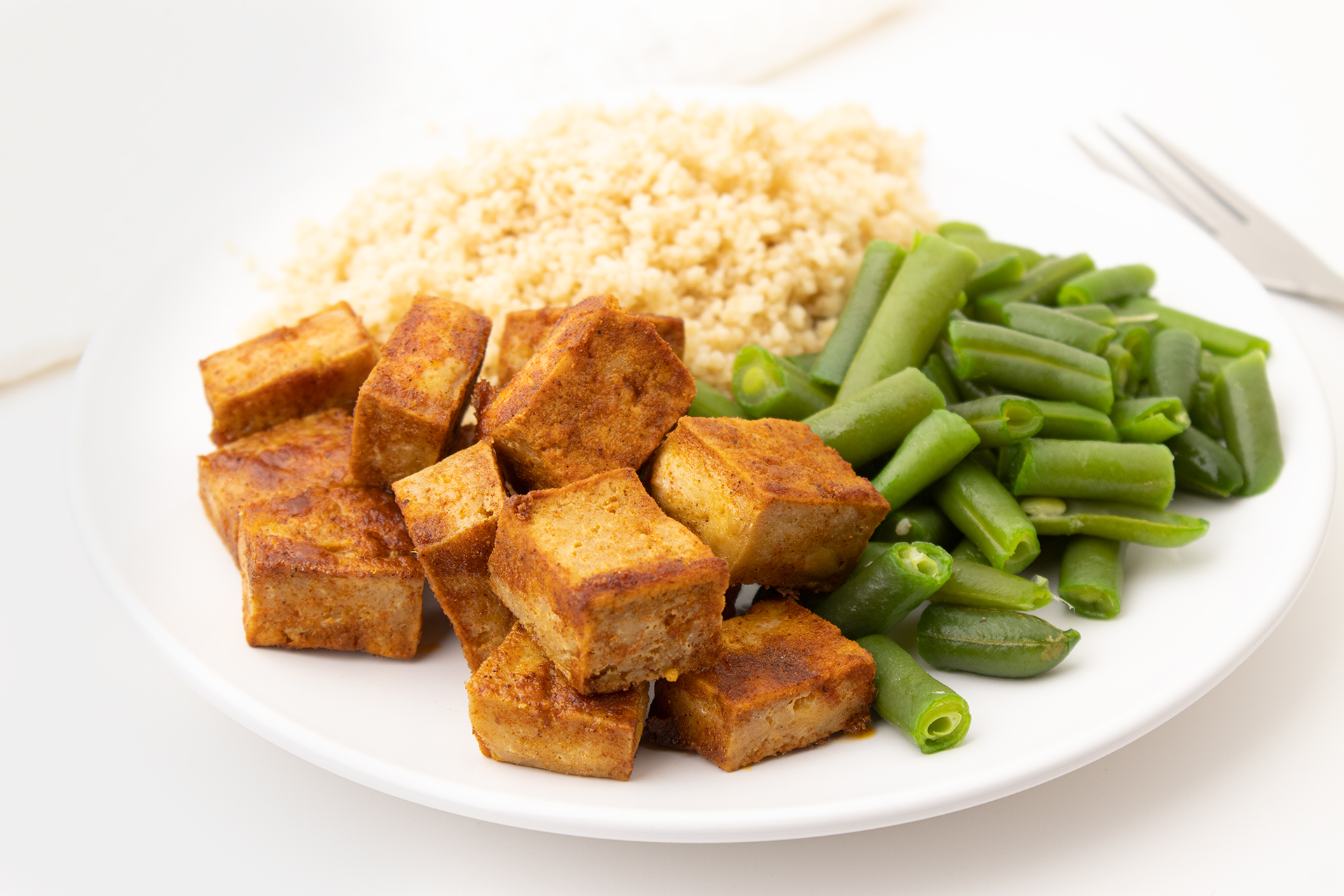 Tofu sa zelenim mahunama i kuskusom