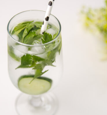 Aromatična voda sa krastavcem i peršunom