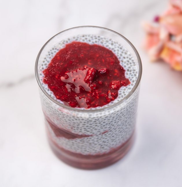 Puding od chia sjemenki i malina