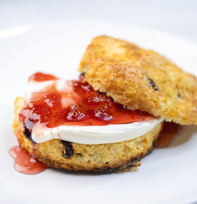 Scones sa grožđicama