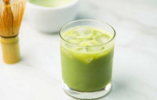 Ledeni-Matcha-latte---Iced-Matcha-Latte-ip2
