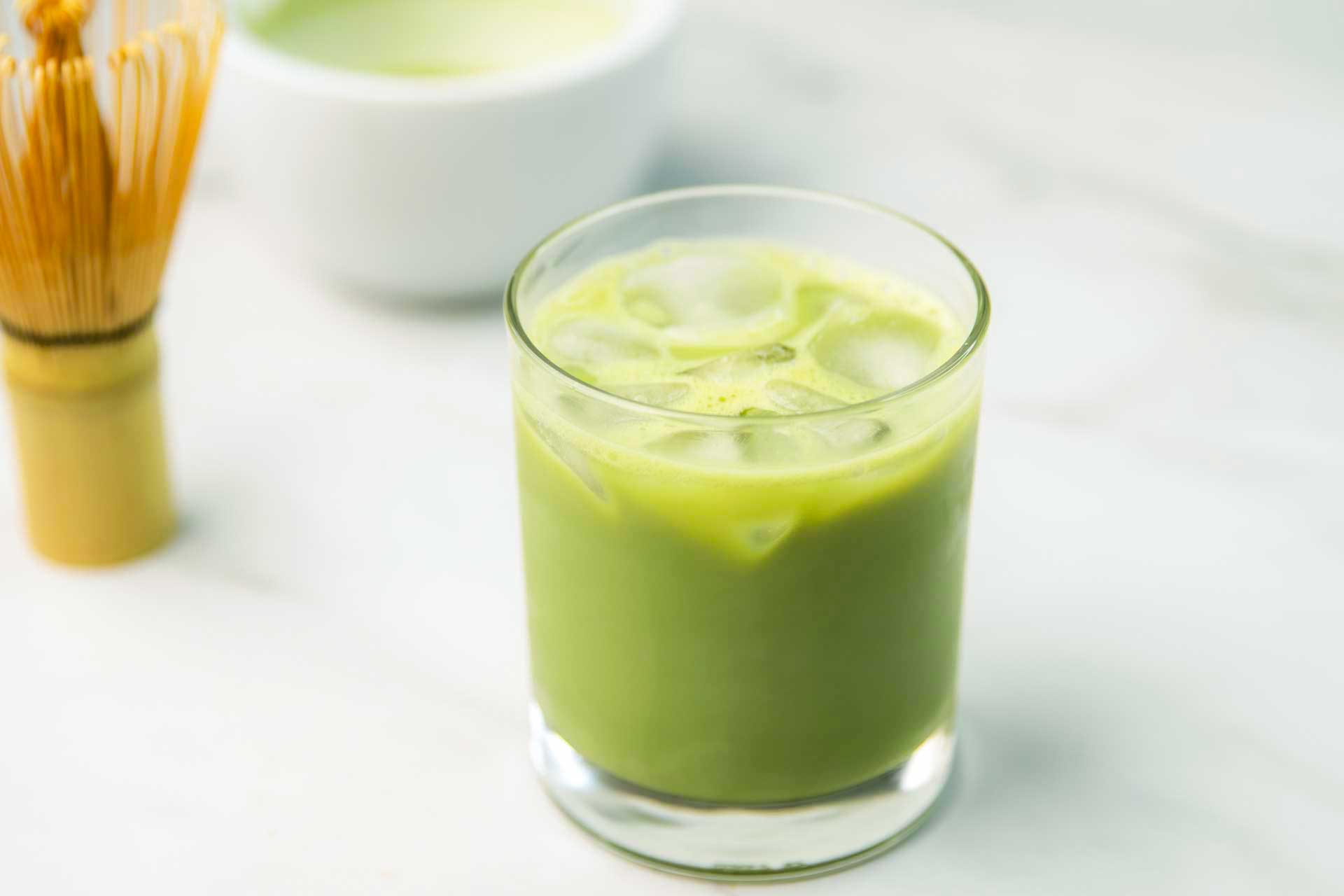 Ledeni-Matcha-latte---Iced-Matcha-Latte-ip2