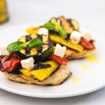Bruschette s tikvicom, paprikom i patlidžanom