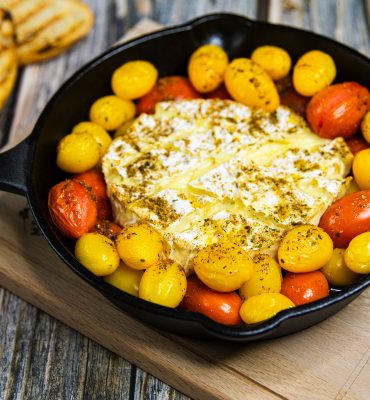 Camembert sa cherry paradajzom
