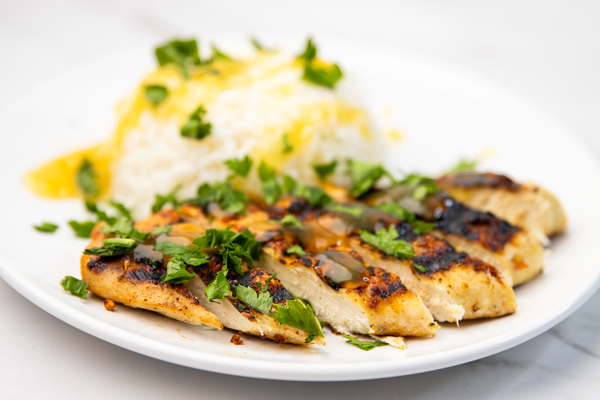 Pileći file sa umakom od narandže