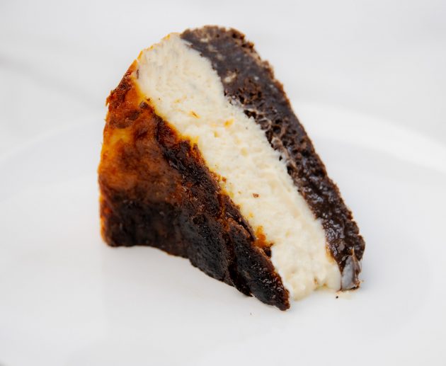 Basque Cheesecake iz friteze na vrući zrak