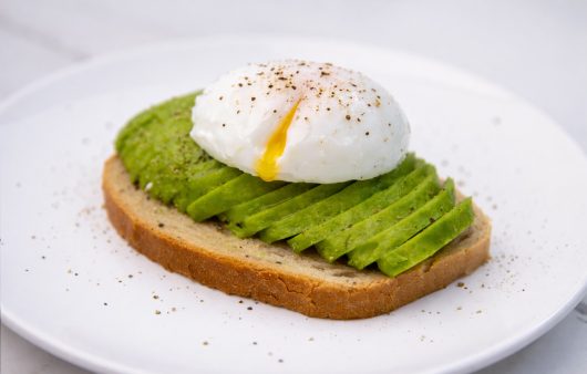 Poširano jaje iz friteze na vrući zrak