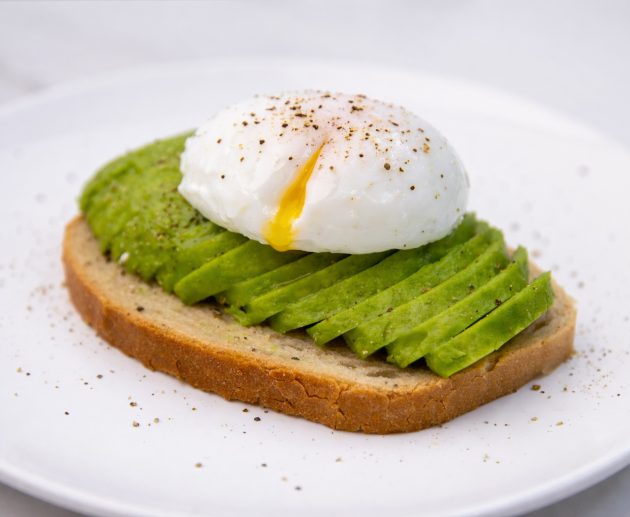 Poširano jaje iz friteze na vrući zrak