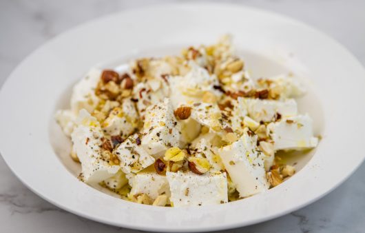 Sir sa orašastim plodovima