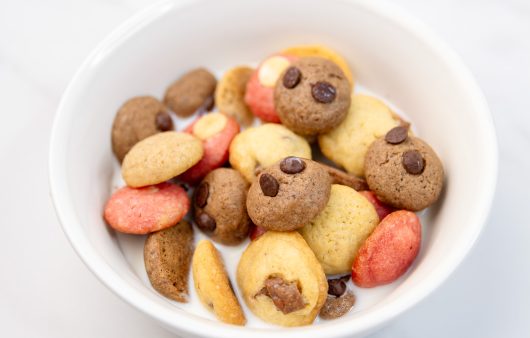 Cookie cereal – viralni mini kolačići za doručak sa mlijekom