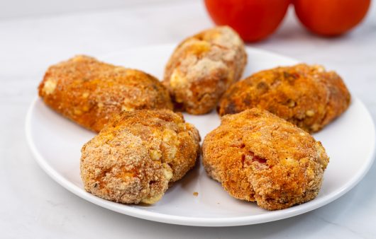 Jednostavne fritule od paradajza iz friteze na vrući zrak