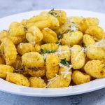 Njoke iz friteze na vrući zrak
